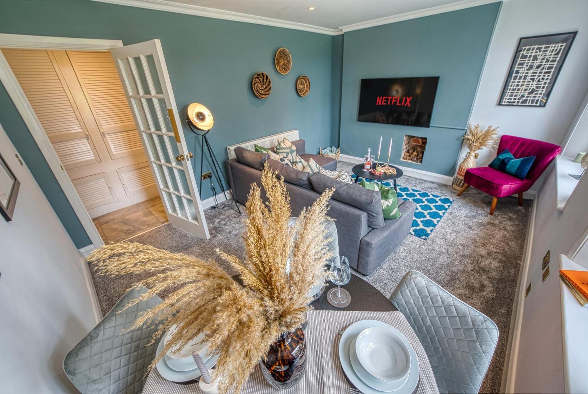 2 Bedroom Stylish Spacious Apt, Sleeps 6, Central Cheltenham, With Free Parking - By Blue Puffin Stays Exteriér fotografie